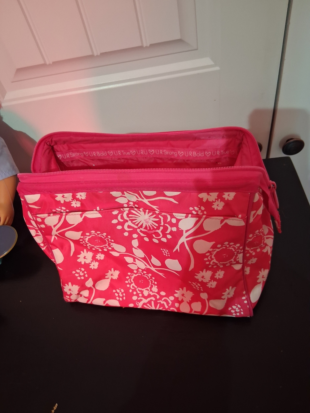 Thirty One Bright Pink Floral Travel Organizer Pouch